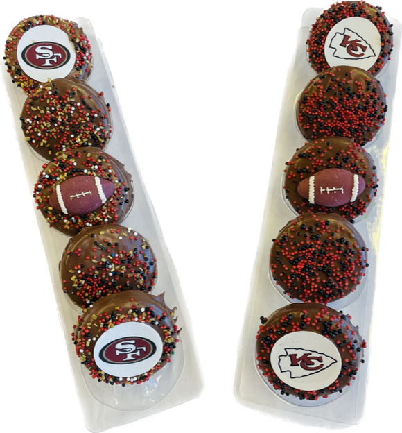 Super Bowl -Themed Chocolate Covered Oreos Gift Box